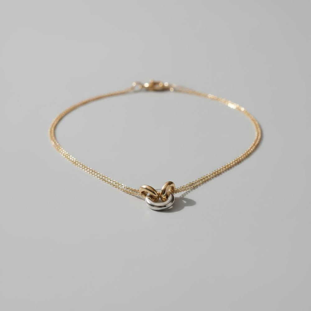 Bela Necklace
