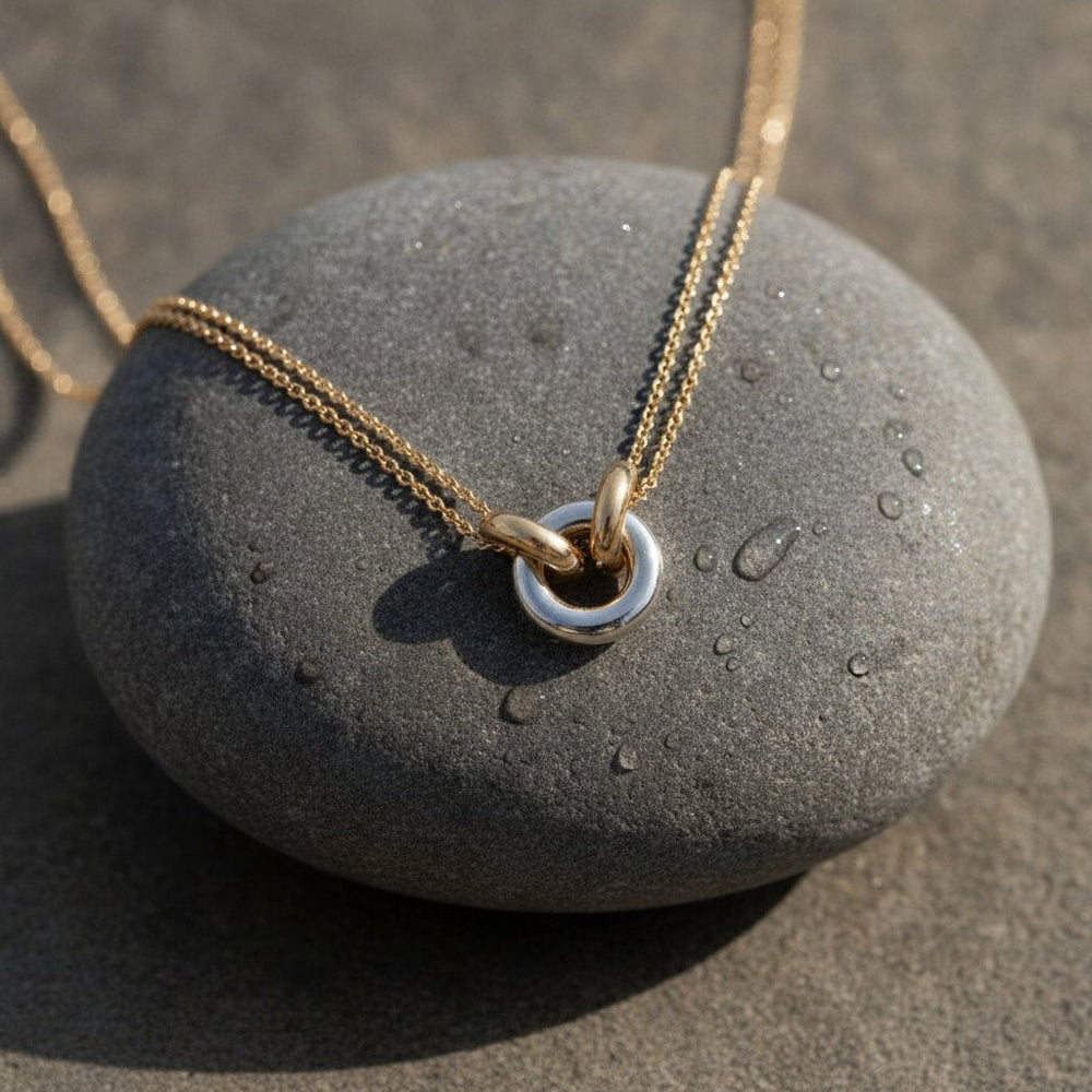 Bela Necklace