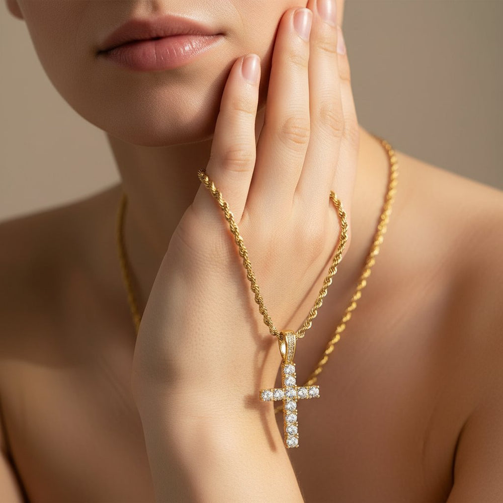 Suri Zirconia Necklace