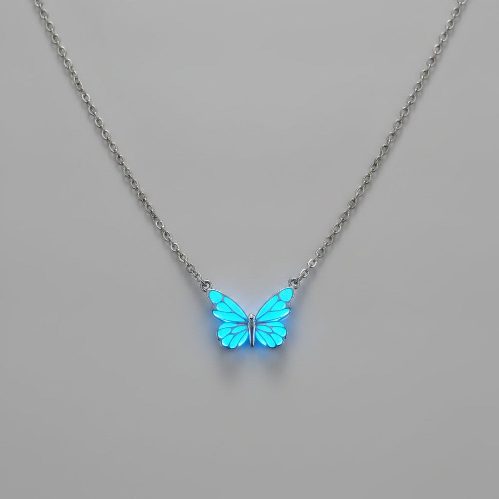 Suri Necklace
