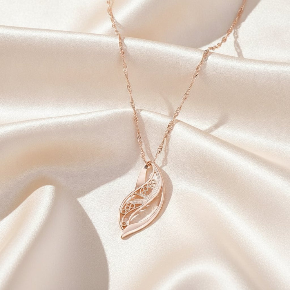 Hespera Necklace