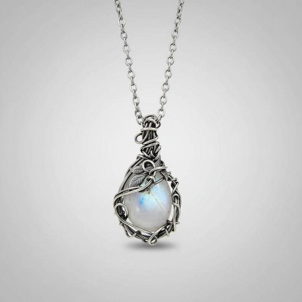 Isolde Moonstone Pendant Necklace