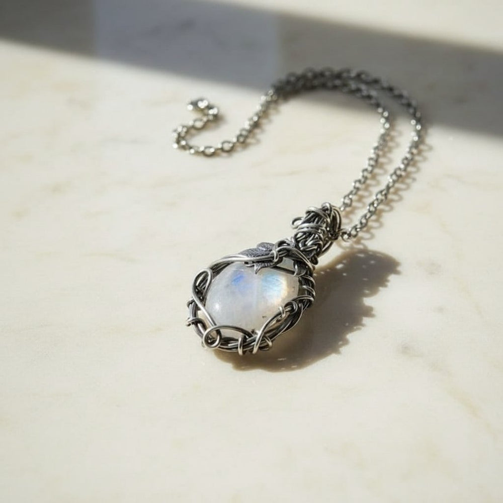 Isolde Moonstone Pendant Necklace