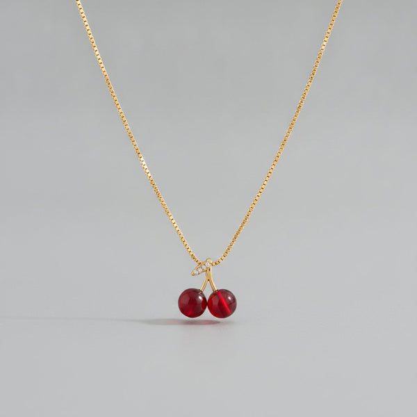 Sidonie Pendant Necklace