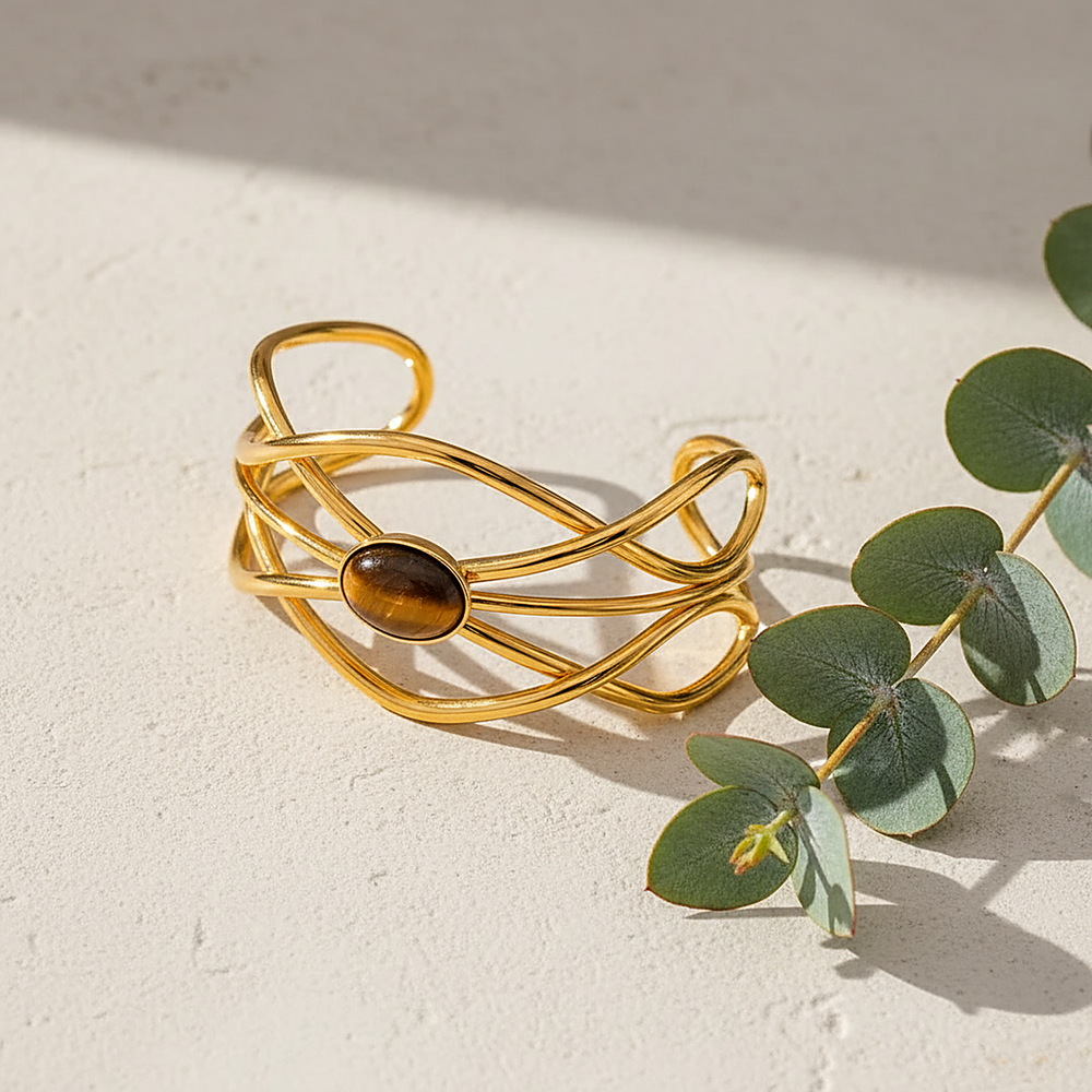 Lourdes Cuff