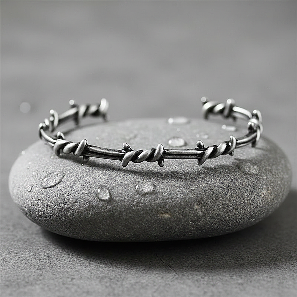 Ines Silver Bangle
