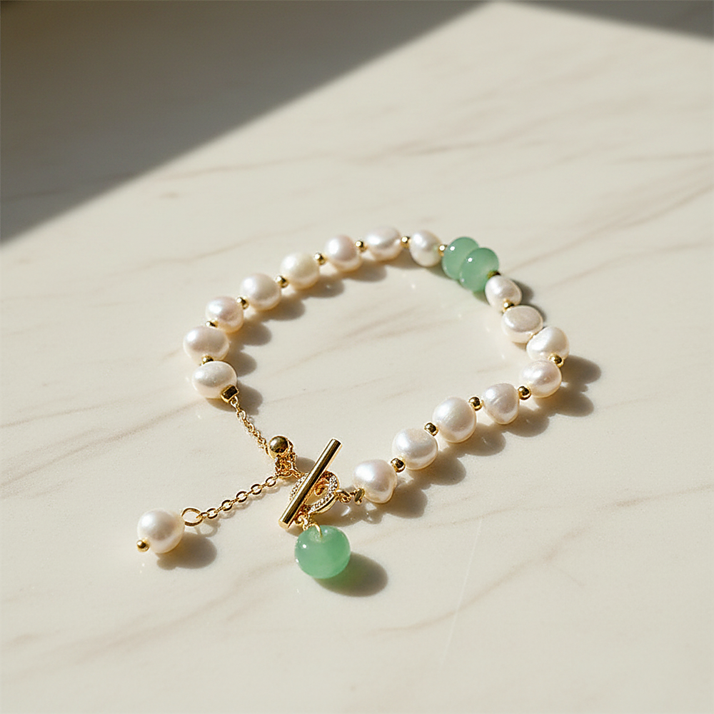Selene Pearl Bracelet
