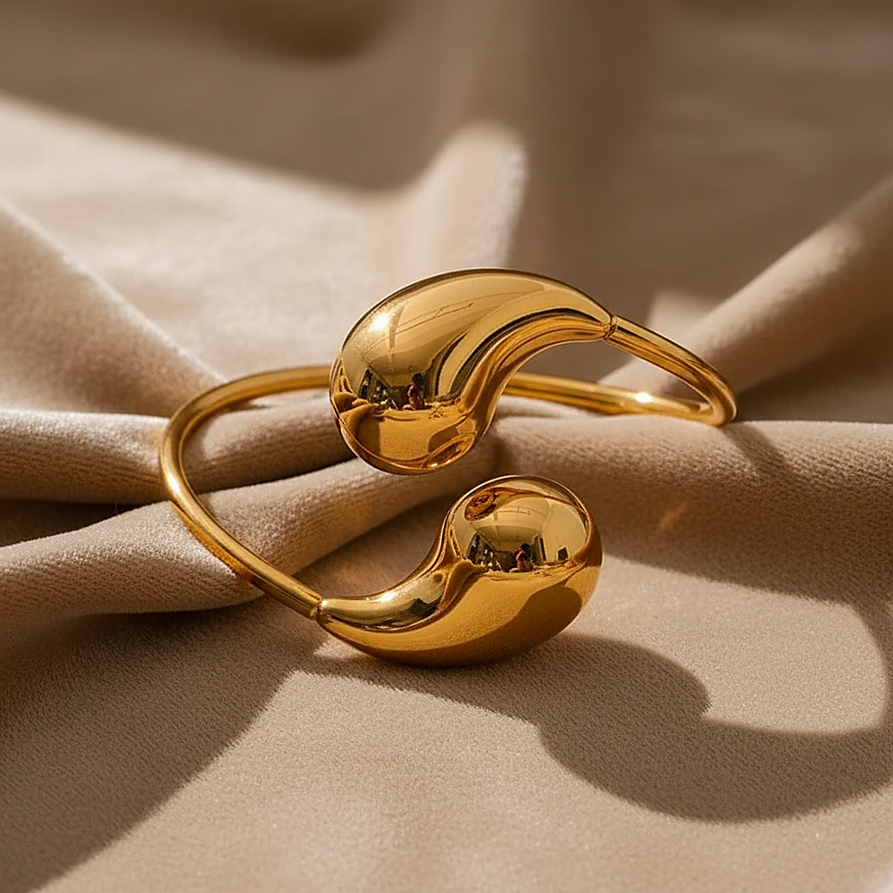 Linnea Gold Cuff