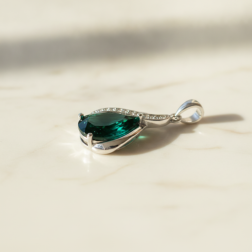 Aurelie Emerald Necklace