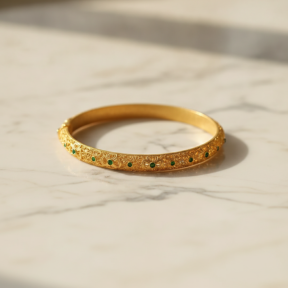 Kaia Bangle