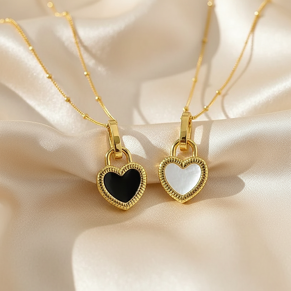 Nerine Pearl Necklace
