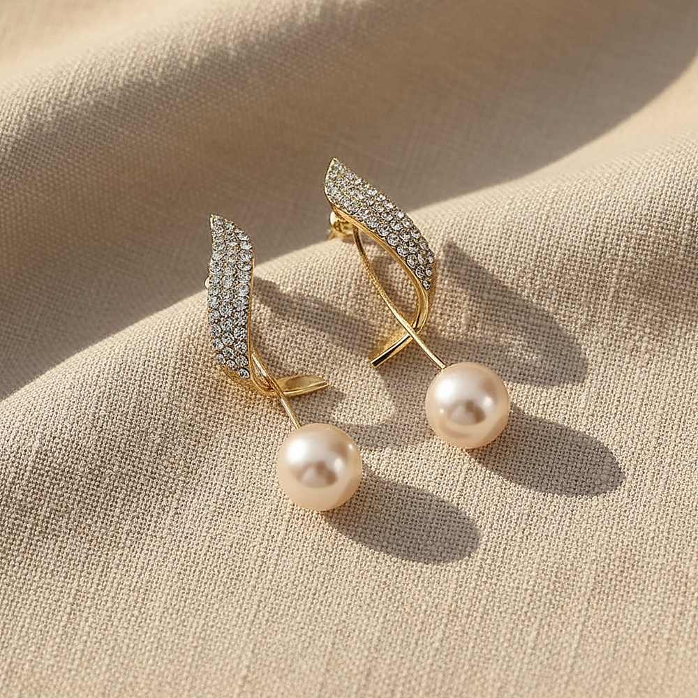 Nadia Pearl Earrings