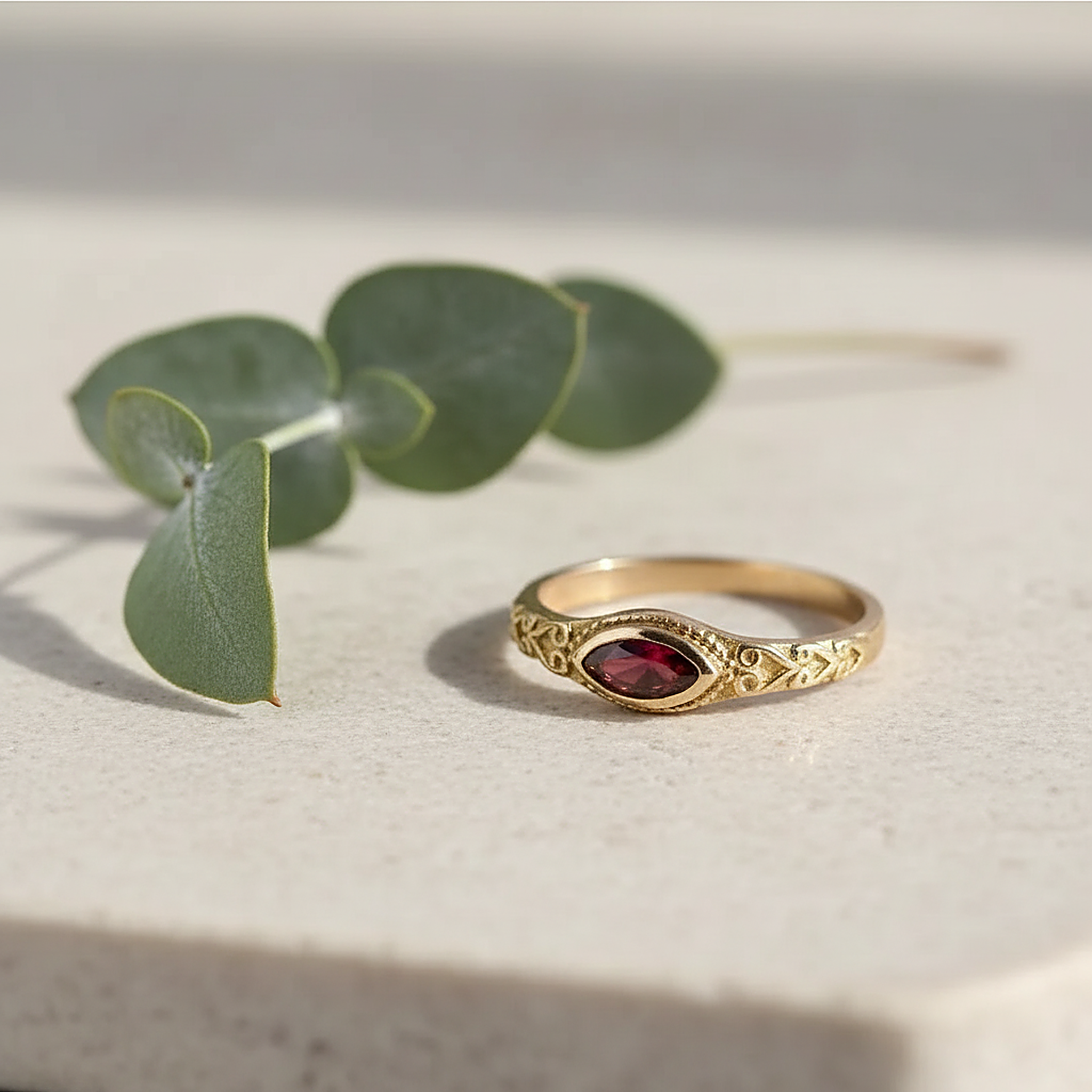 Tindra Crystal Ring