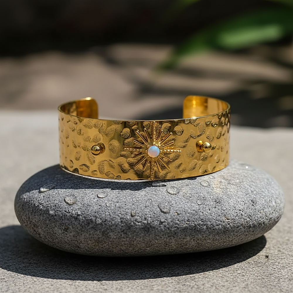 Isolde Gold Cuff