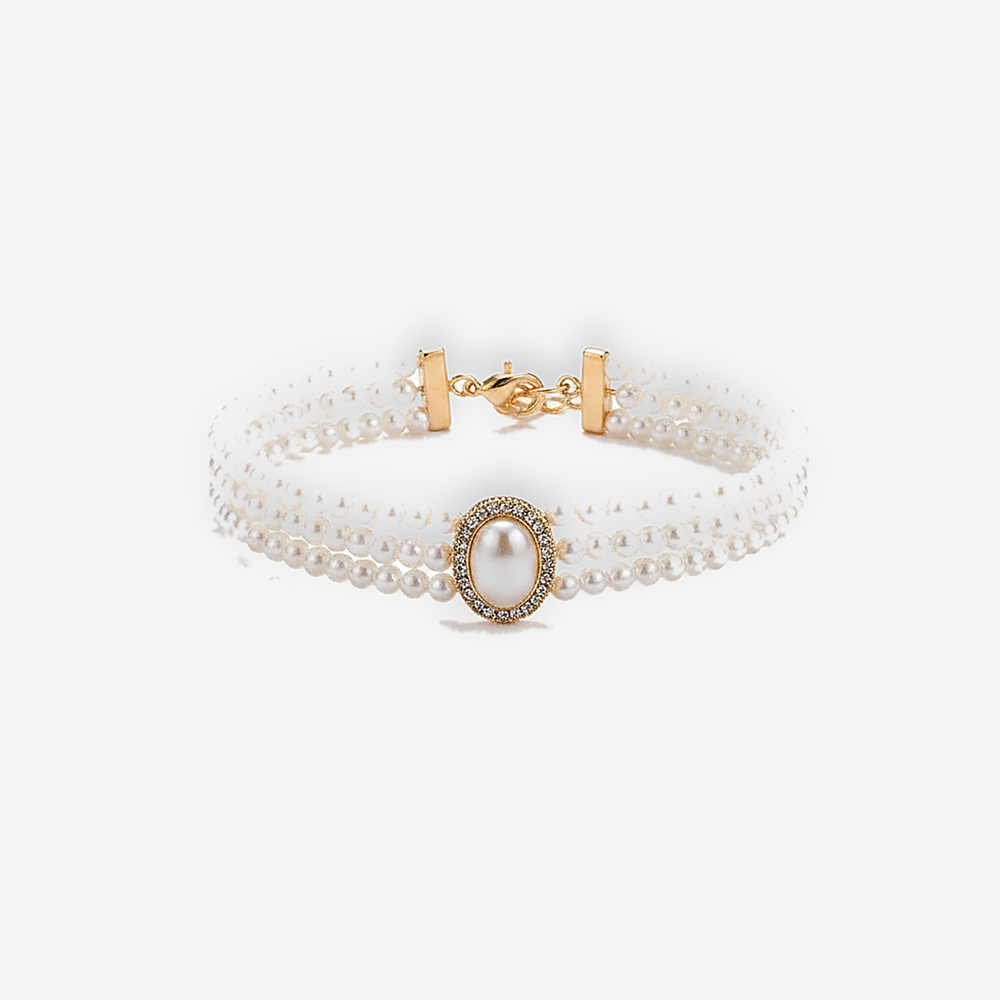 Bijou Pearl Necklace