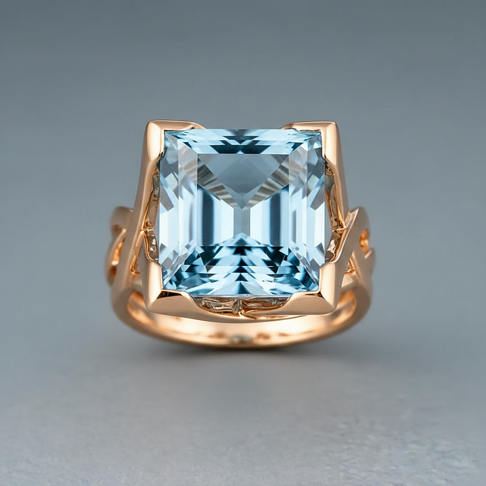 Solene Gold Ring