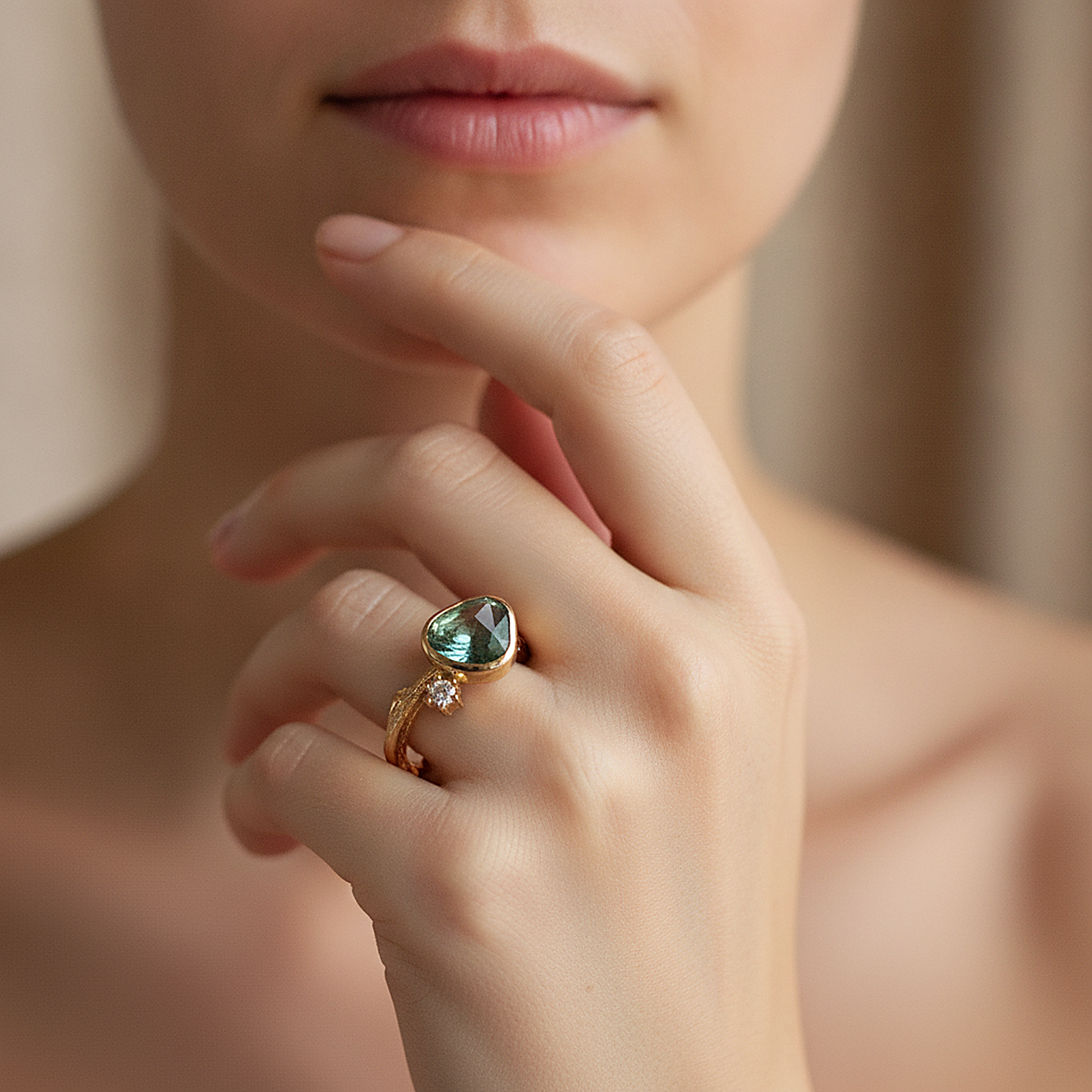 Lune Gold Ring