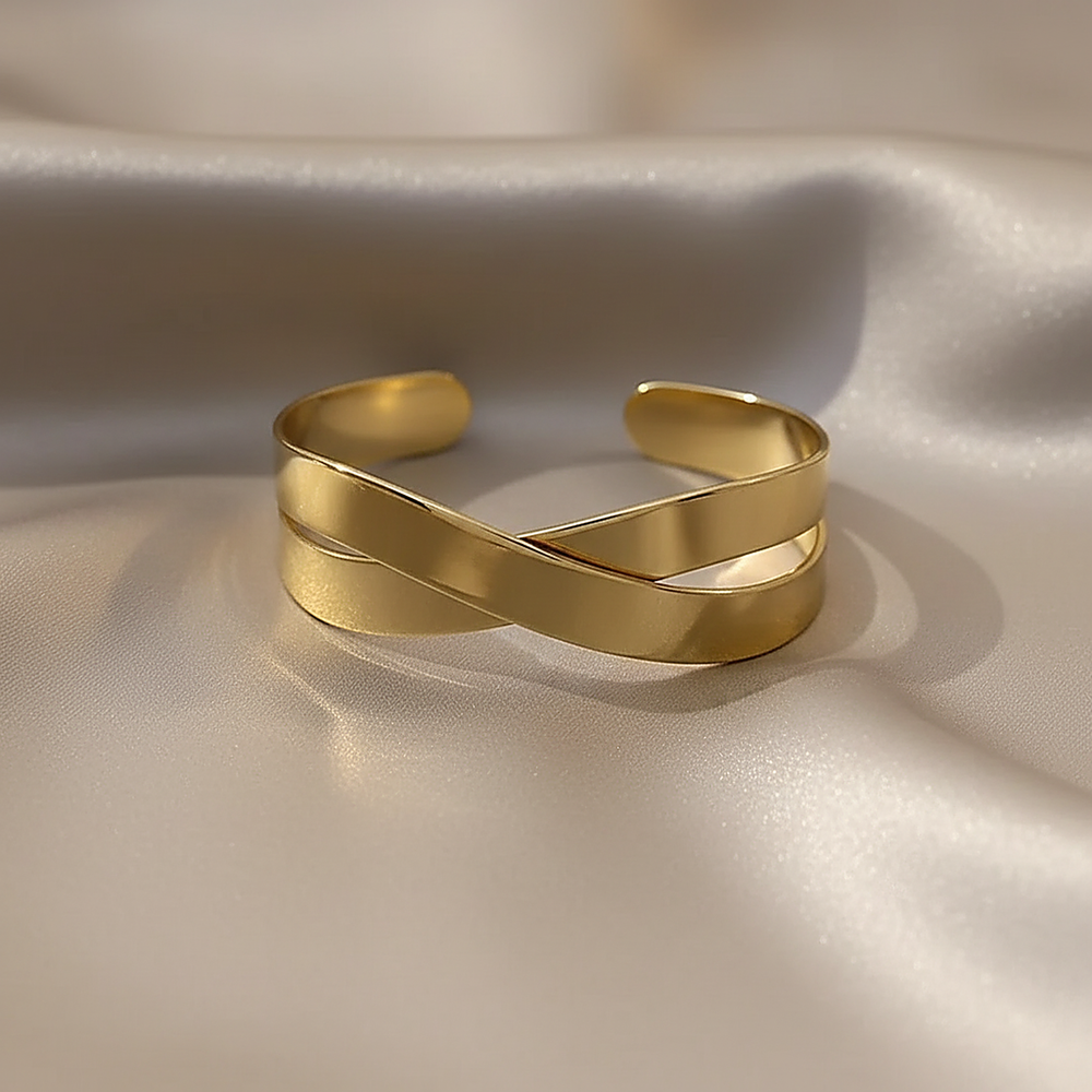 Verena Gold Bracelet