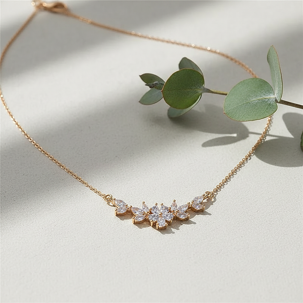 Quilla Necklace