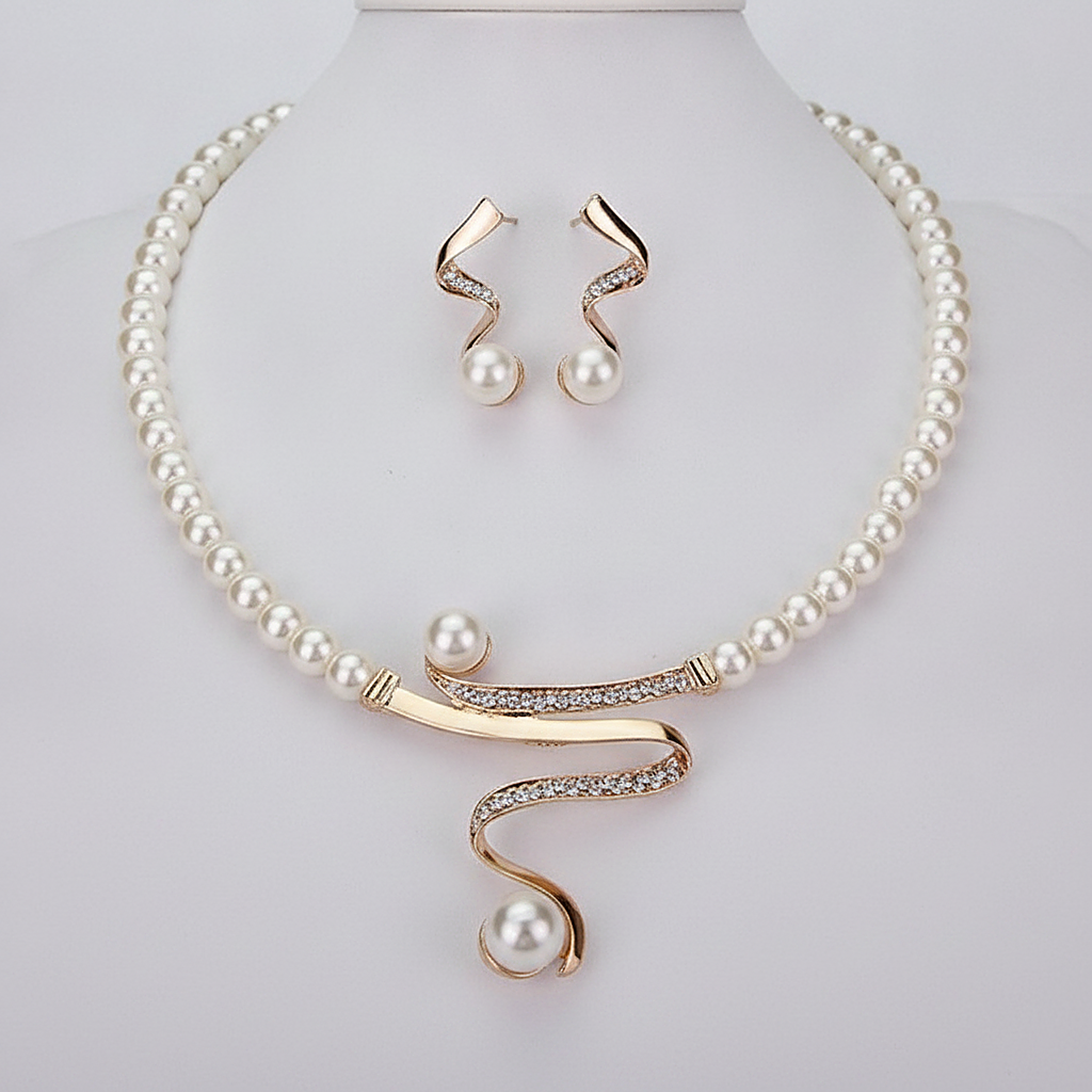 Ondina Pearl Jewelry Set