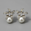 Elise Pearl Earrings