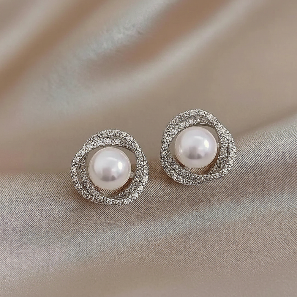 Isolde Pearl Earrings
