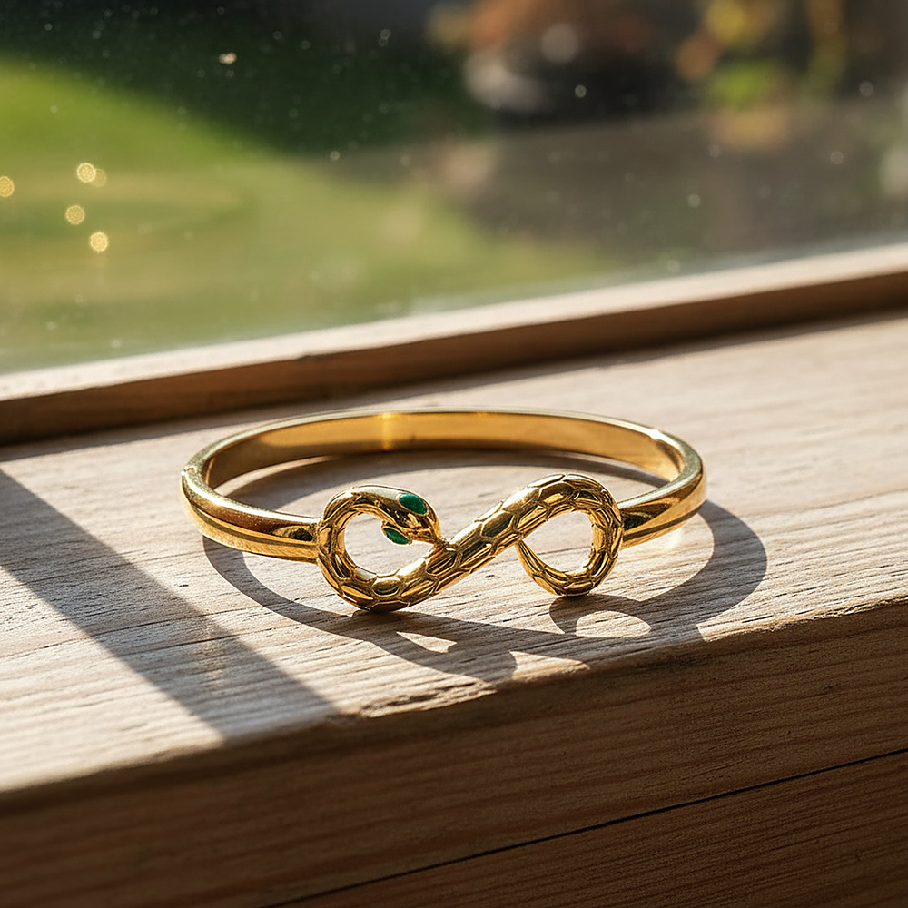 Juliette Gold Bangle