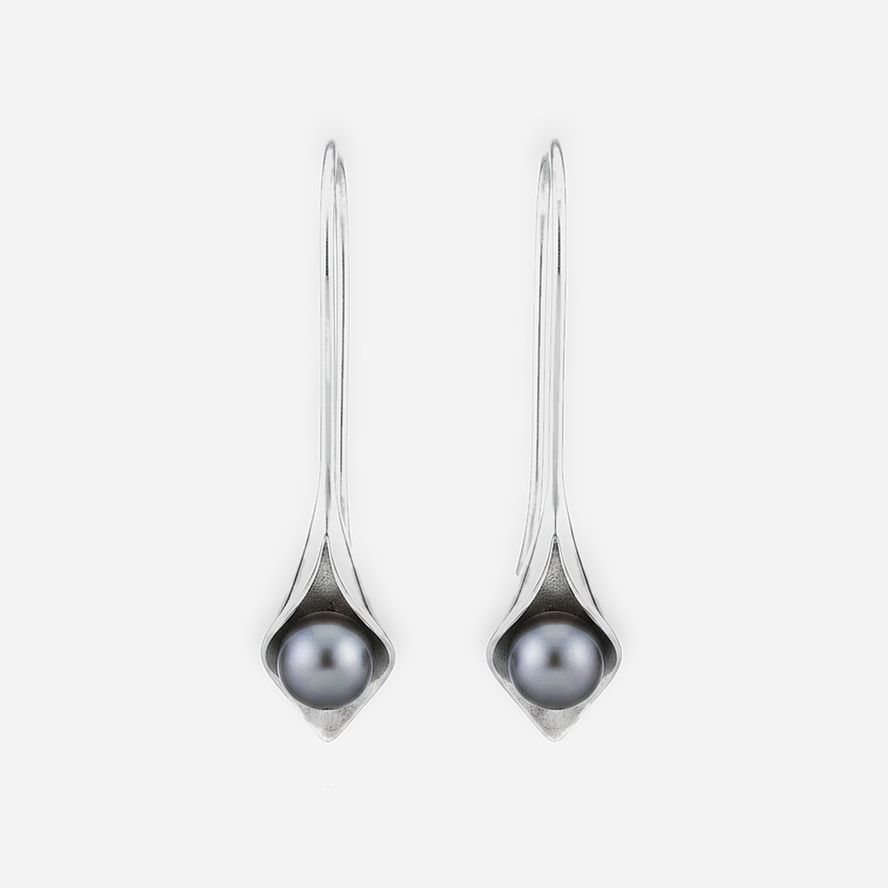 Lourdes Pearl Earrings
