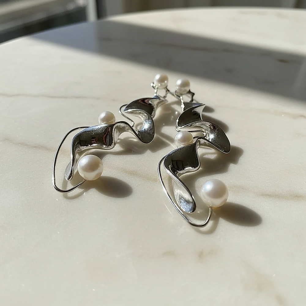Vesper Pearl Earrings