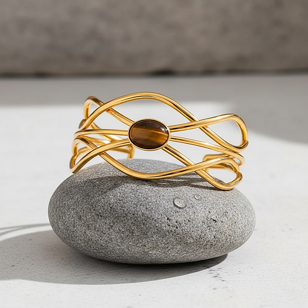 Lourdes Cuff