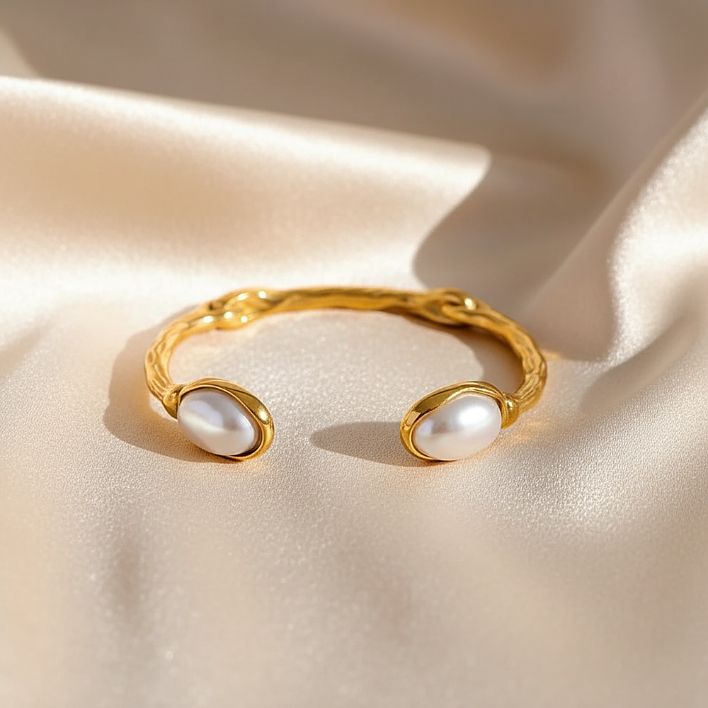 Bijou Pearl Bangle