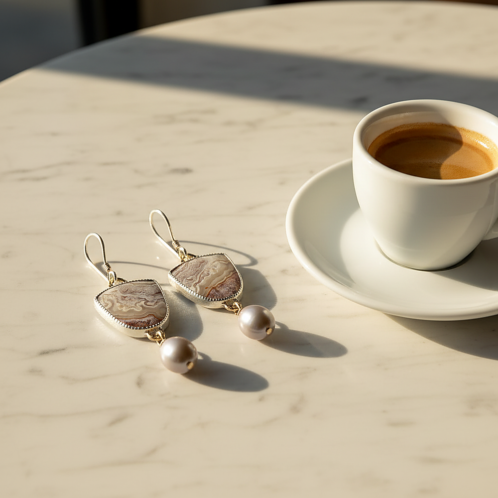 Hespera Pearl Earrings