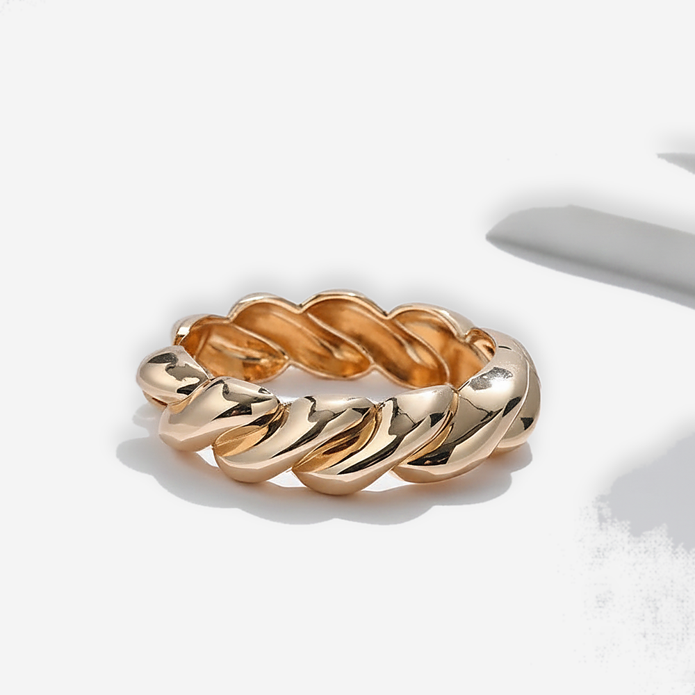 Quilla Gold Bracelet
