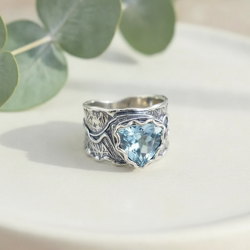 Faye Crystal Ring