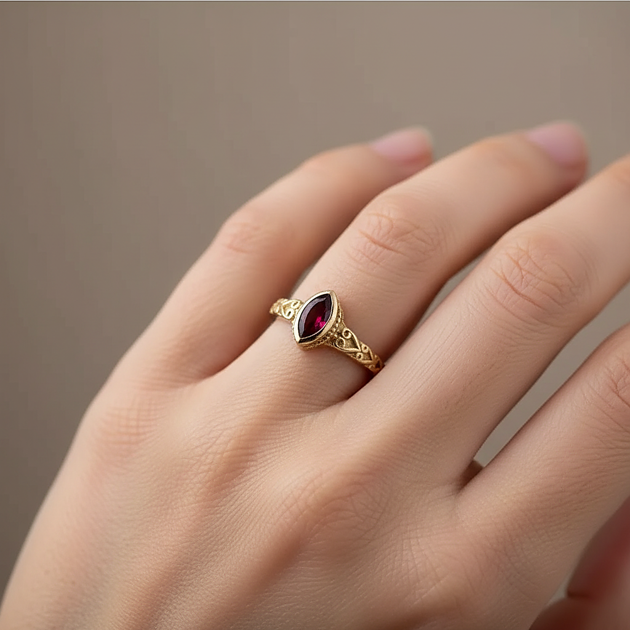 Tindra Crystal Ring
